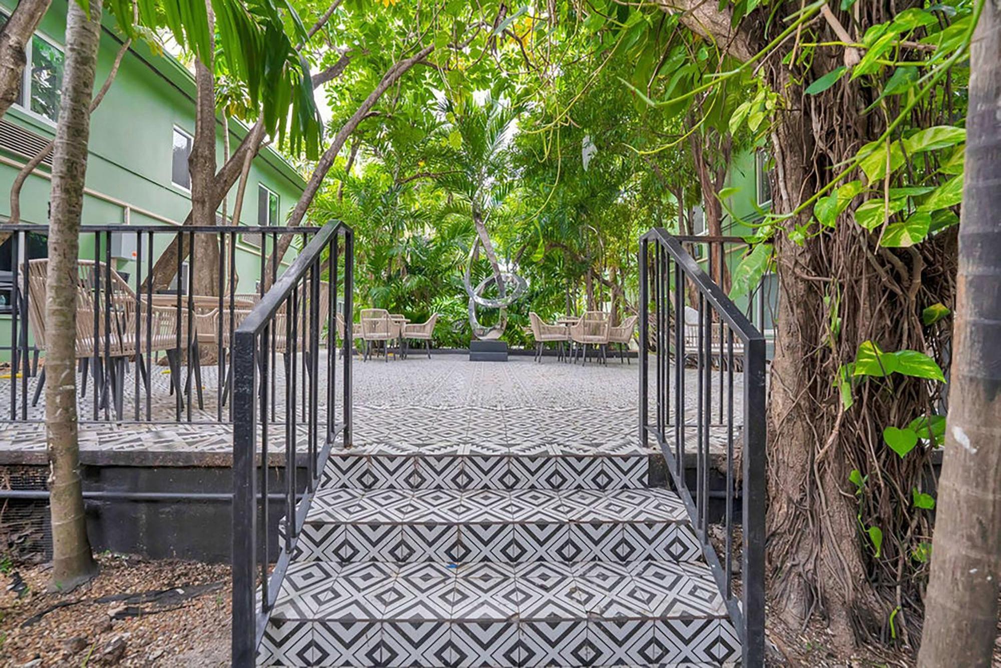 Garden Hotel Miami Airport, Trademark Collection By Wyndham Miami Springs Bagian luar foto