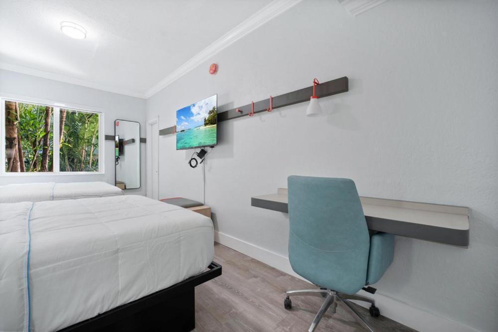Garden Hotel Miami Airport, Trademark Collection By Wyndham Miami Springs Bagian luar foto