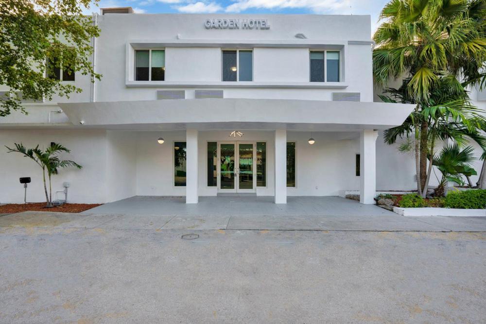 Garden Hotel Miami Airport, Trademark Collection By Wyndham Miami Springs Bagian luar foto