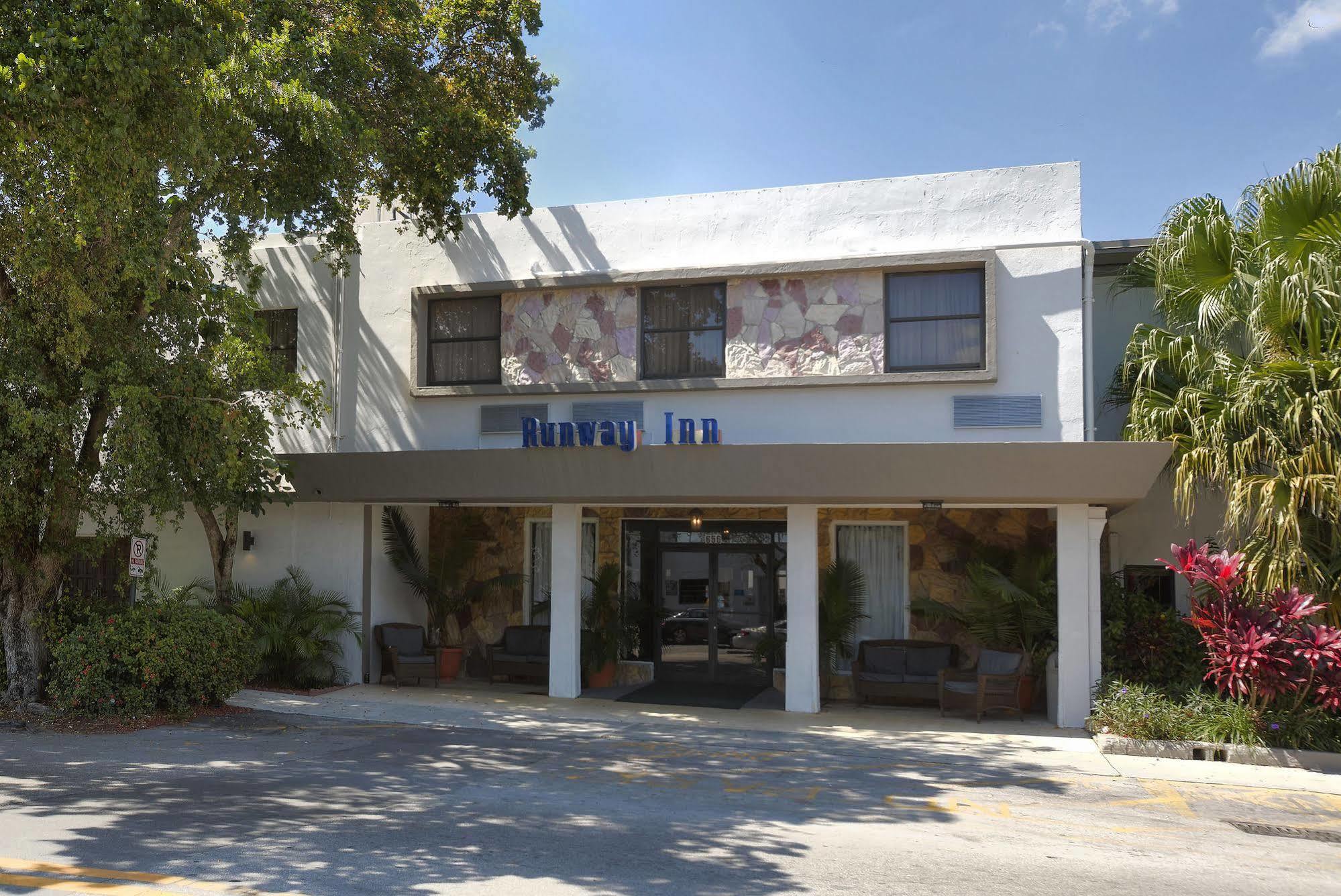 Garden Hotel Miami Airport, Trademark Collection By Wyndham Miami Springs Bagian luar foto
